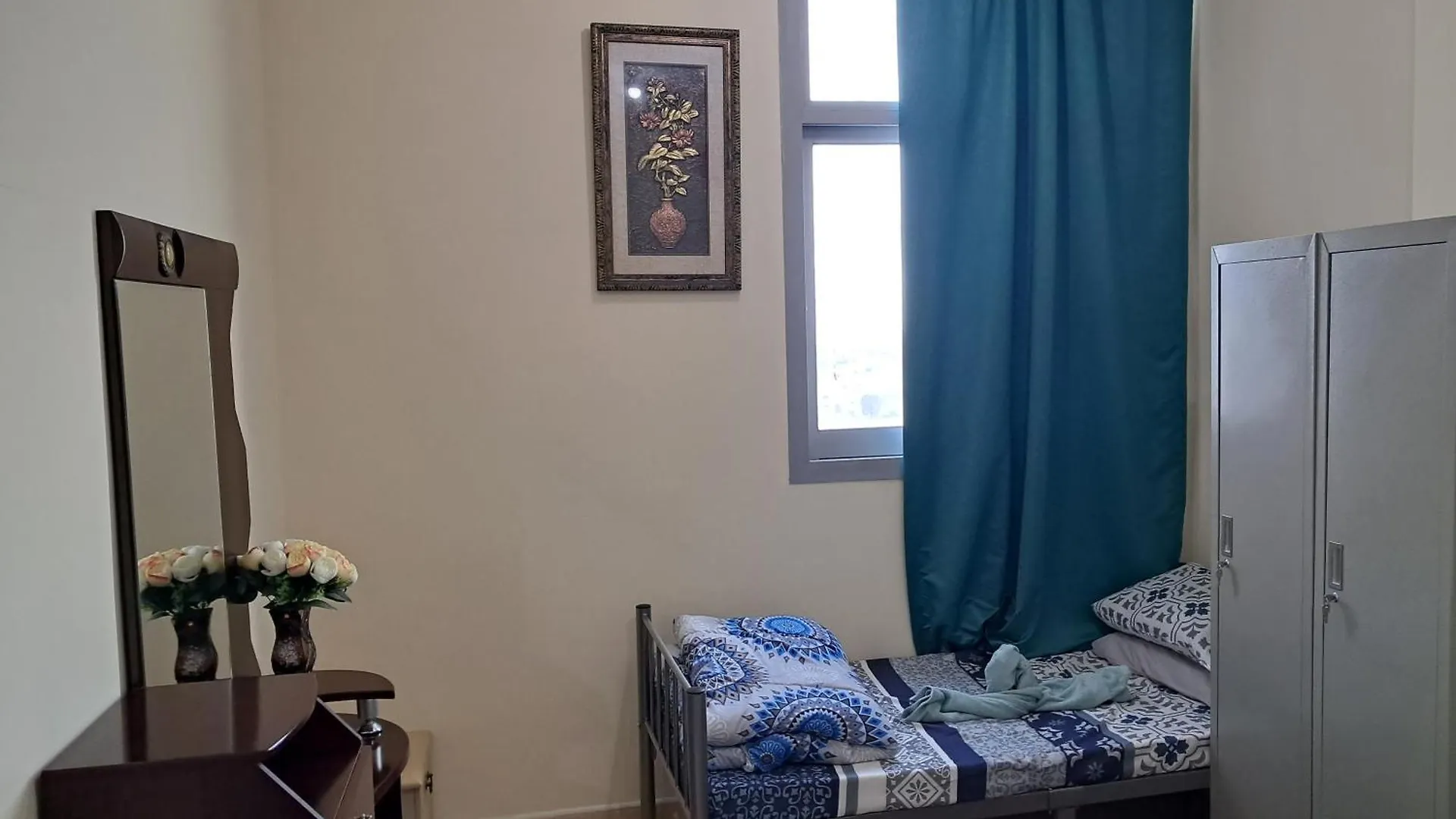 Top House Hostel Abu Dhabi United Arab Emirates