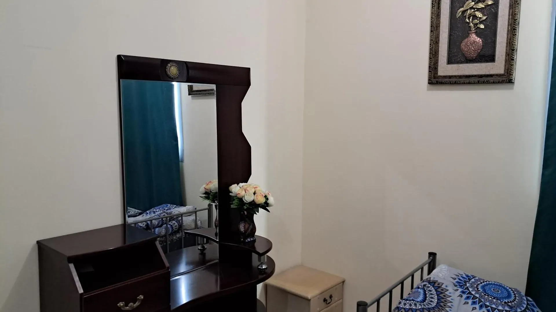 Top House Hostel Abu Dhabi